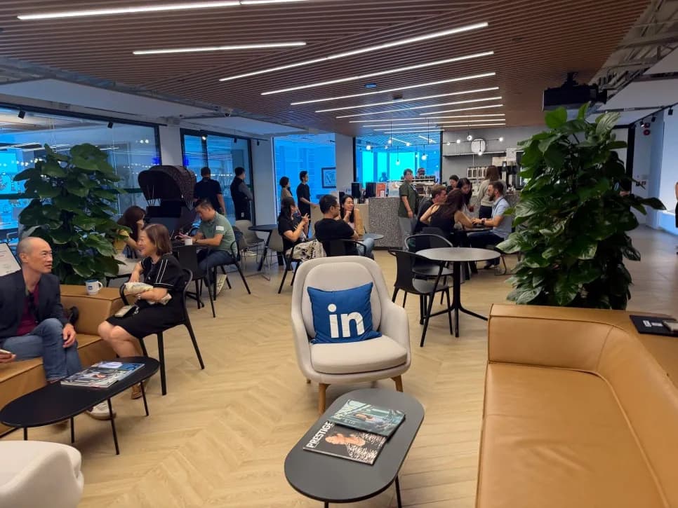 메텔과 링크드인, 2년 만에 만들어낸 첫 번째 연결: 싱가포르 LinkedIn APAC 미팅 후기